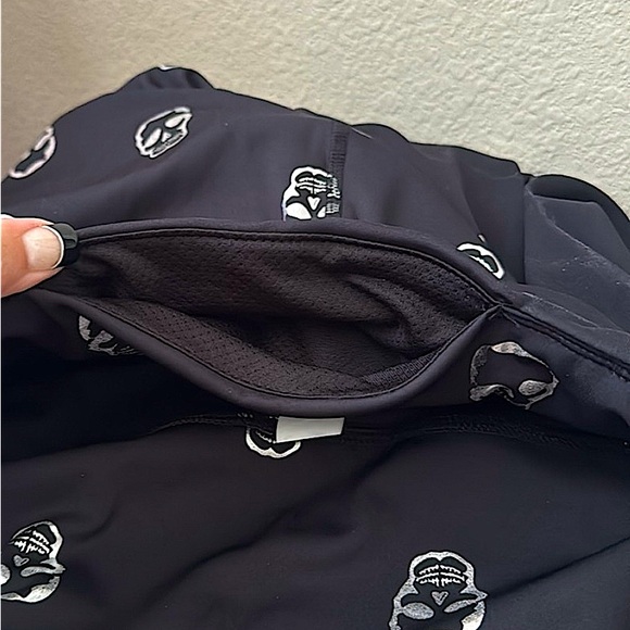 Nanette Lepore Silver Skull Leggings - Picture 8 of 8